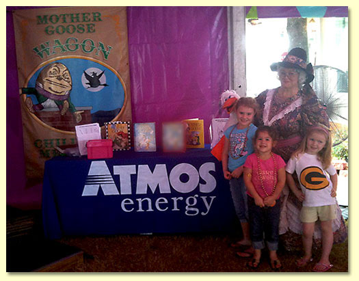 Pic of Mother Goose (performed by Margaret Clauder) at the State Fair of Texas, sponsored by the Dallas Public Library and Atmos energy, 2010.